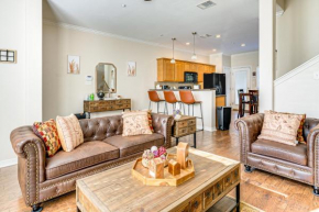 2 Mi to Texas AandM Unit with Pool and Hot Tub Access